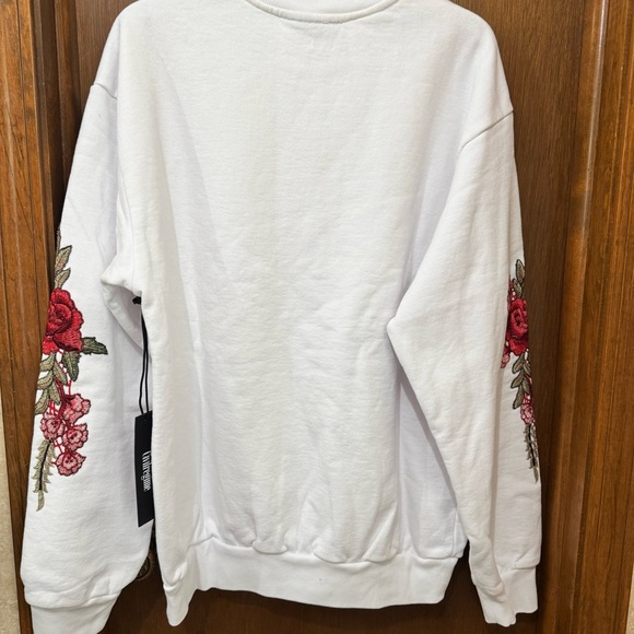 Civil Regime - Red Rose NWT! White Sweatshirt with Floral Embroidery Medium - Picture 2 of 8
